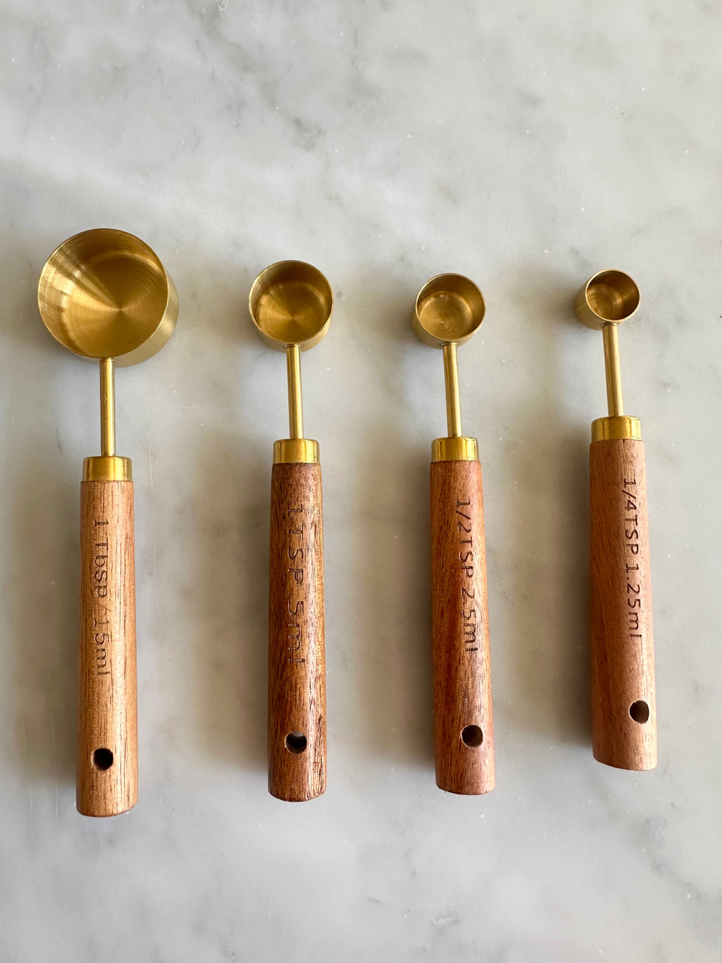 Montecito Wood & Gold Measuring Cups and Spoons — Set of 8