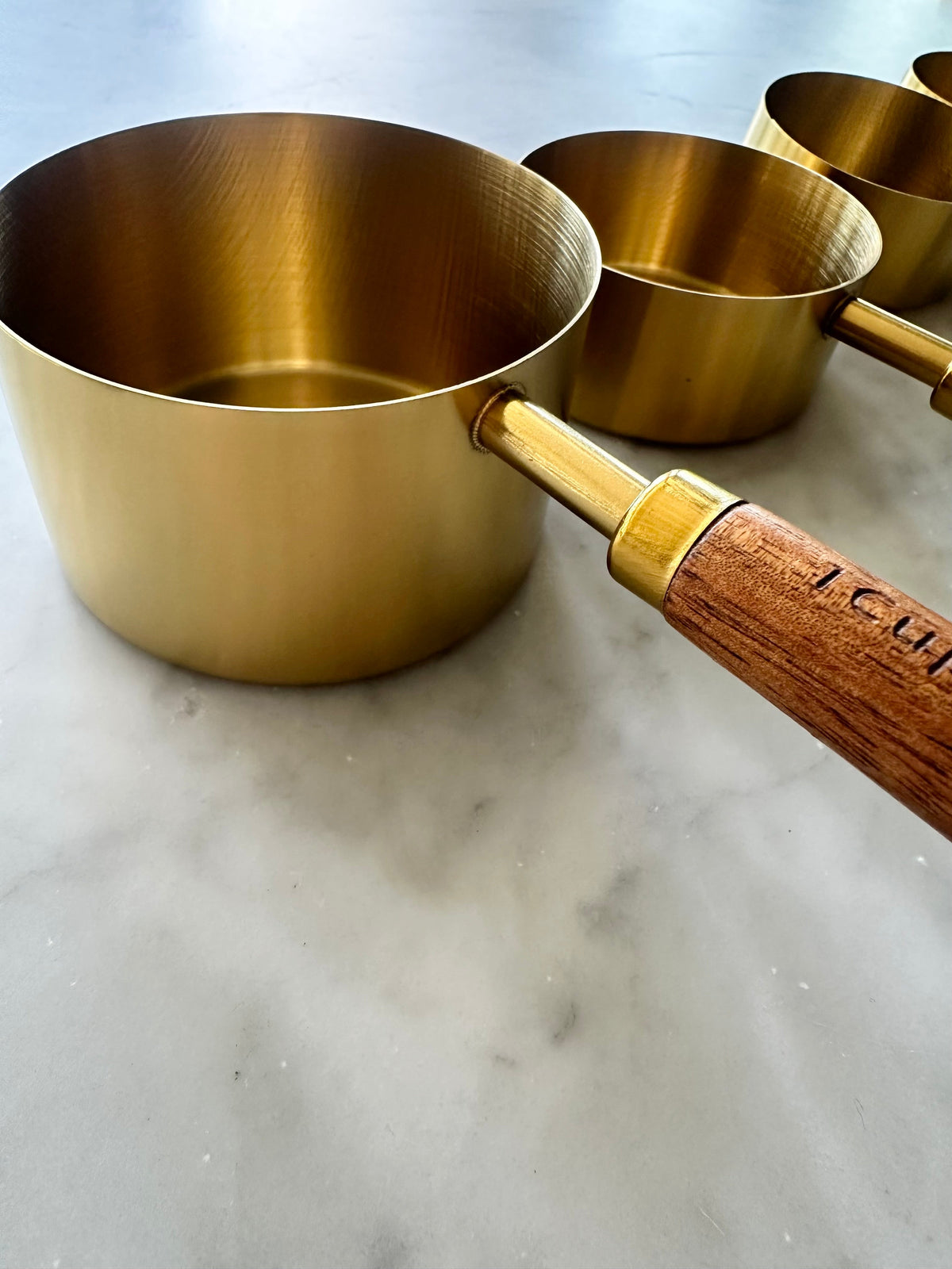 Montecito Wood & Gold Measuring Cups and Spoons — Set of 8