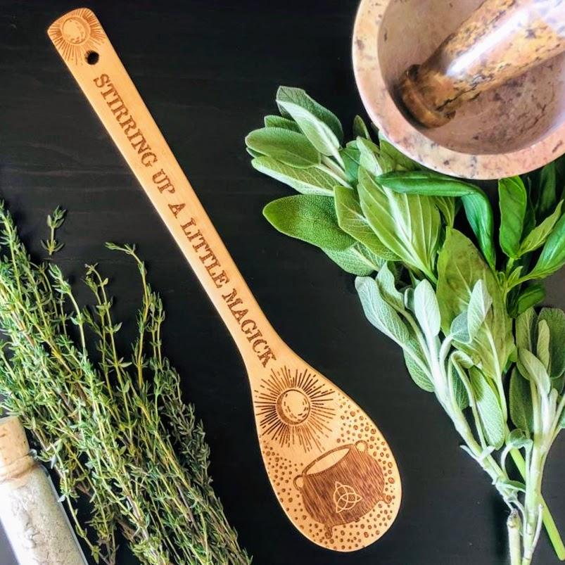 Spirit Nest Witchy Bamboo Spoon Set & Oven Mitt Options