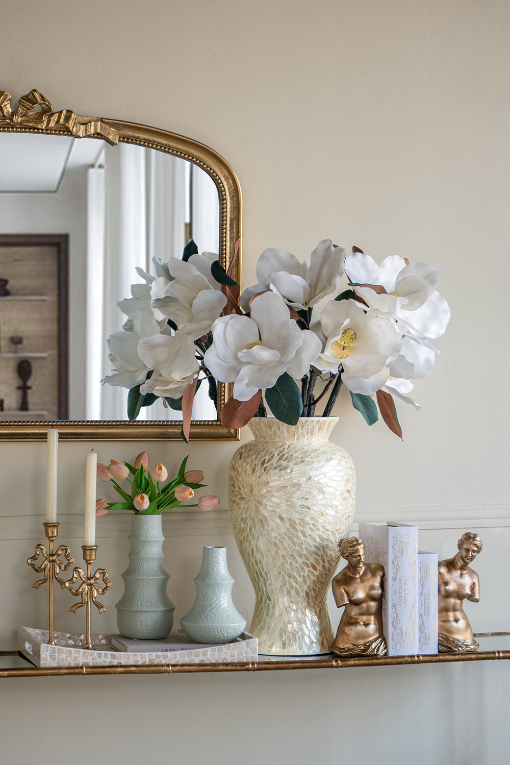 Gold and white Capiz shell motif vase — product view 4