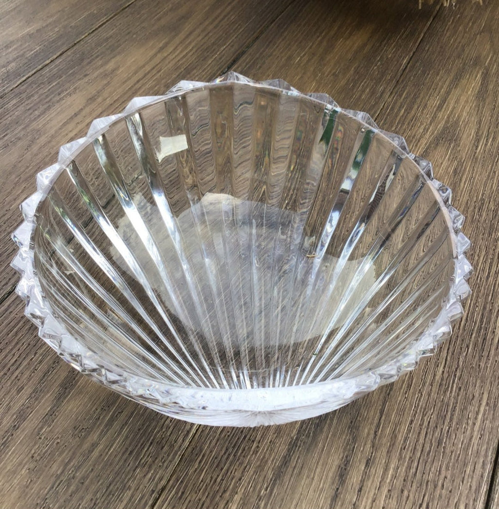 Clear crystal bowl with a scalloped shell shape — view 1