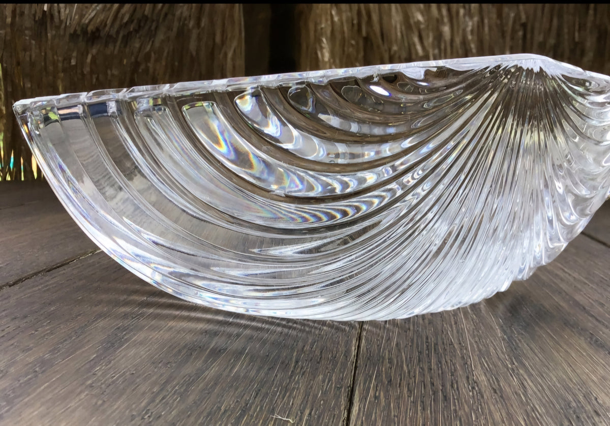 Clear crystal bowl with a scalloped shell shape — view 2